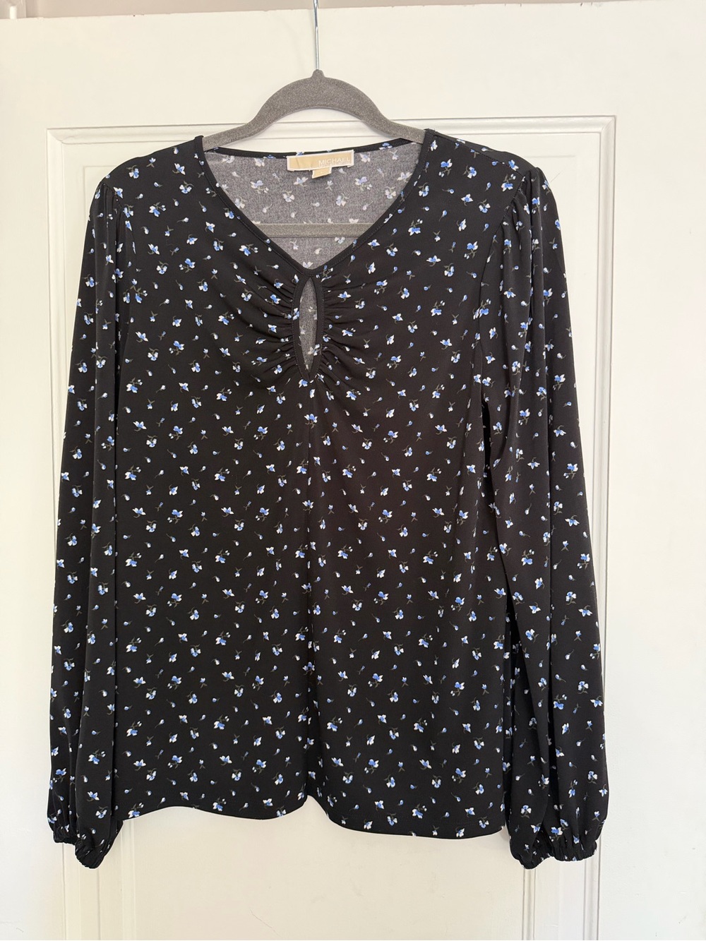 Michael by Michael Kors Women's Black Long-Sleeve Floral Keyhole Top
